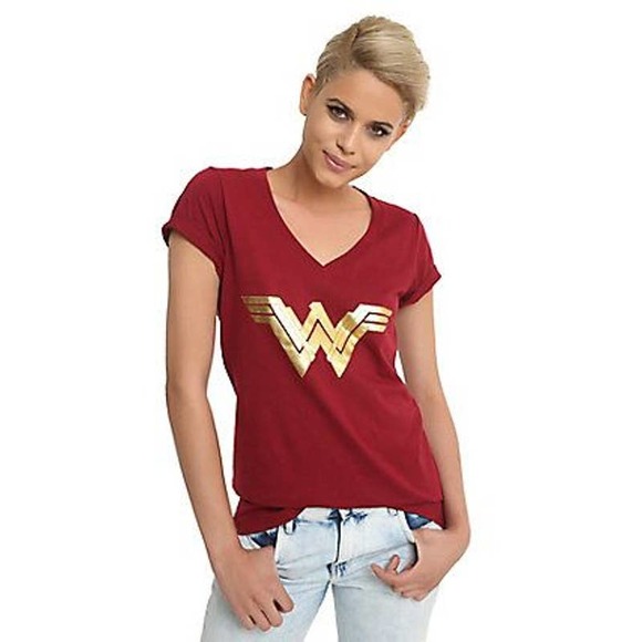 DC Tops - Wonder Woman t-shirt size XL burgundy with gold logo v neck